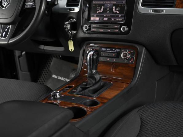 Volkswagen Touareg II с пробегом 2012 года, цена 1 899 000 рублей, 177000 км, внедорожник, Автокод Объявления