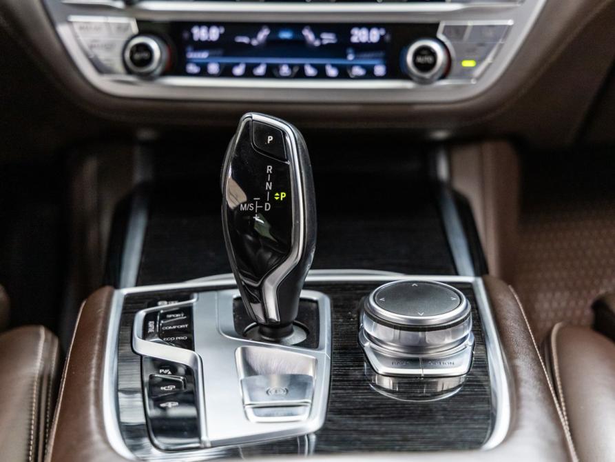 BMW 7 серии VI (G11/G12) Волгоград  - изображение 21