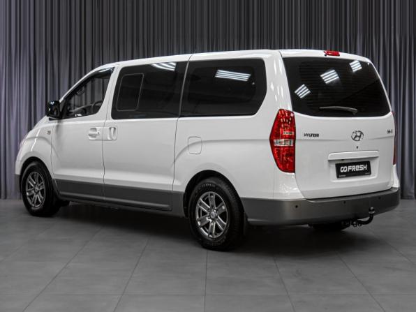 Hyundai H-1 II с пробегом 2014 года, цена 1 849 000 рублей, 183832 км, минивэн, Автокод Объявления