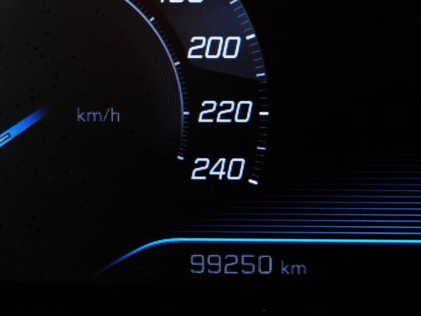 Peugeot 3008 II с пробегом 2018 года, цена 1 910 000 рублей, 100000 км, внедорожник, Автокод Объявления