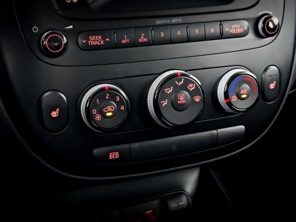 Kia Soul II с пробегом 2016 года, цена 1 500 000 рублей, 69019 км, хэтчбек, Автокод Объявления