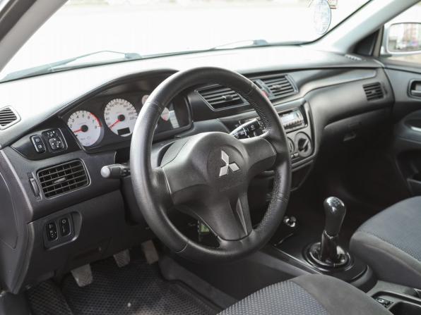 Mitsubishi Lancer IX Рестайлинг с пробегом 2006 года, цена 330 000 рублей, 237234 км, седан, Автокод Объявления
