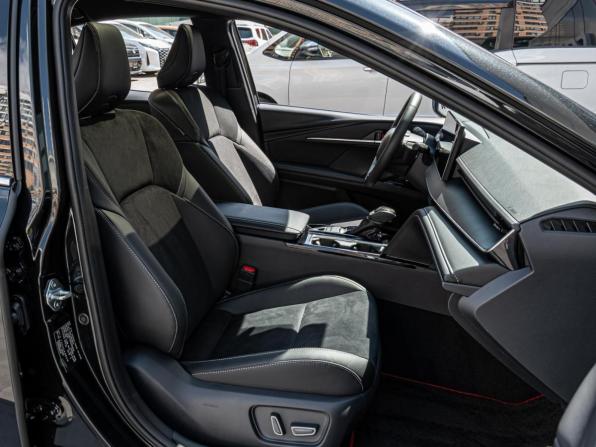 Toyota Camry IX (XV80) China Market с пробегом 2025 года, цена 4 399 000 рублей, 55 км, седан, Автокод Объявления