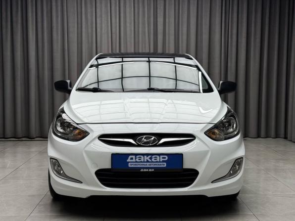Hyundai Solaris I с пробегом 2011 года, цена 649 000 рублей, 173261 км, седан, Автокод Объявления