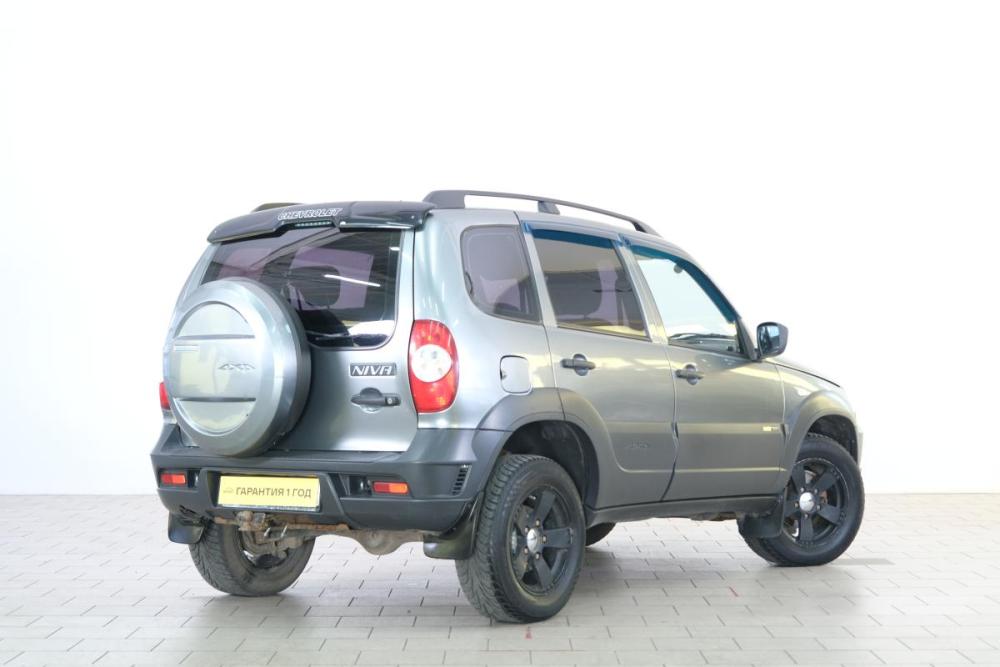Chevrolet Niva I Рестайлинг Омск  - изображение 7