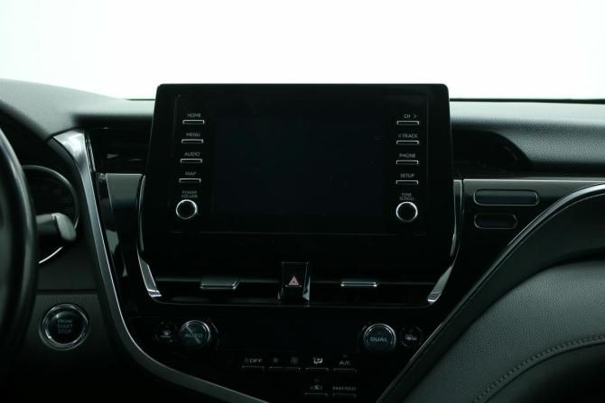 Toyota Camry VIII (XV70) Рестайлинг с пробегом 2021 года, цена 2 600 000 рублей, 140514 км, седан, Автокод Объявления