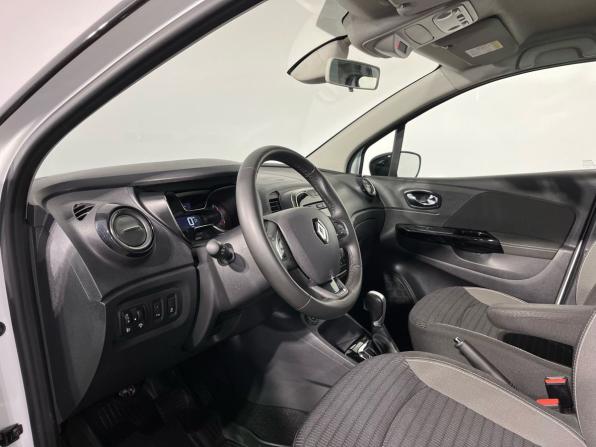 Renault Kaptur I с пробегом 2019 года, цена 1 650 000 рублей, 105026 км, внедорожник, Автокод Объявления