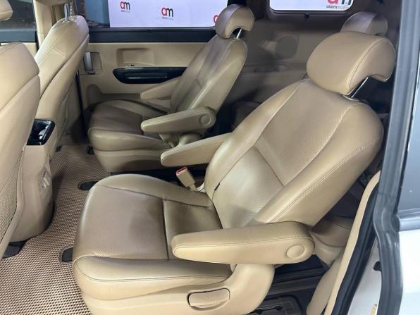 Kia Carnival III с пробегом 2018 года, цена 2 699 000 рублей, 116000 км, минивэн, Автокод Объявления