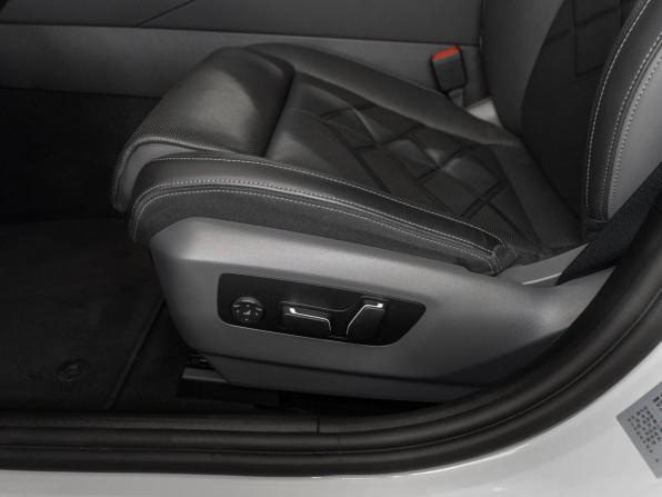 BMW 5 серии VIII (G60/G61/G68) с пробегом 2024 года, цена 7 780 000 рублей, 18860 км, седан, Автокод Объявления