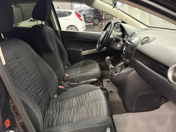 Mazda 2 II (DE) с пробегом 2008 года, цена 497 000 рублей, 194504 км, хэтчбек, Автокод Объявления