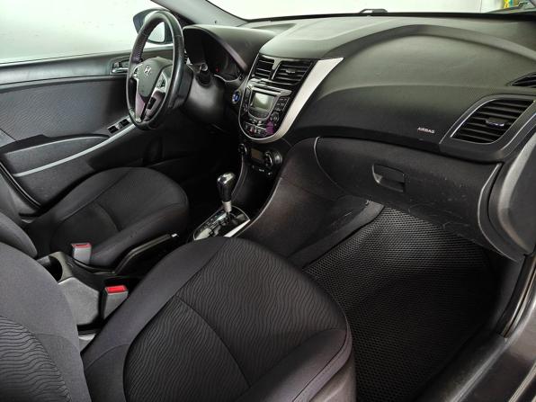Hyundai Solaris I с пробегом 2012 года, цена 680 000 рублей, 181357 км, седан, Автокод Объявления