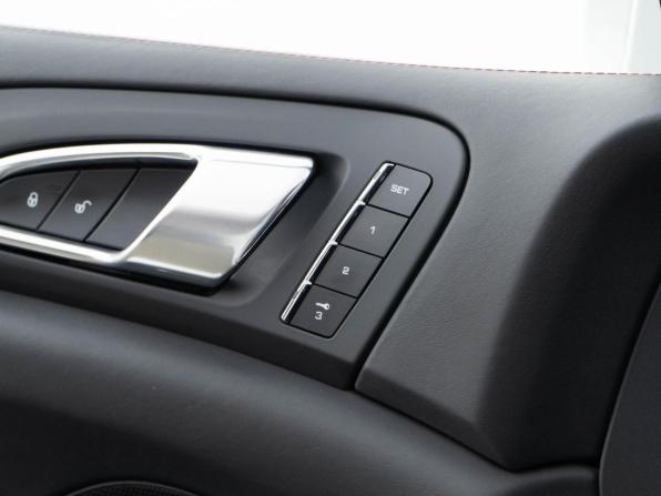 Porsche Cayenne II (958) с пробегом 2013 года, цена 3 360 046 рублей, 142150 км, внедорожник, Автокод Объявления