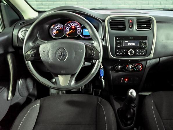 Renault Sandero II Рестайлинг с пробегом 2018 года, цена 1 150 000 рублей, 110239 км, хэтчбек, Автокод Объявления