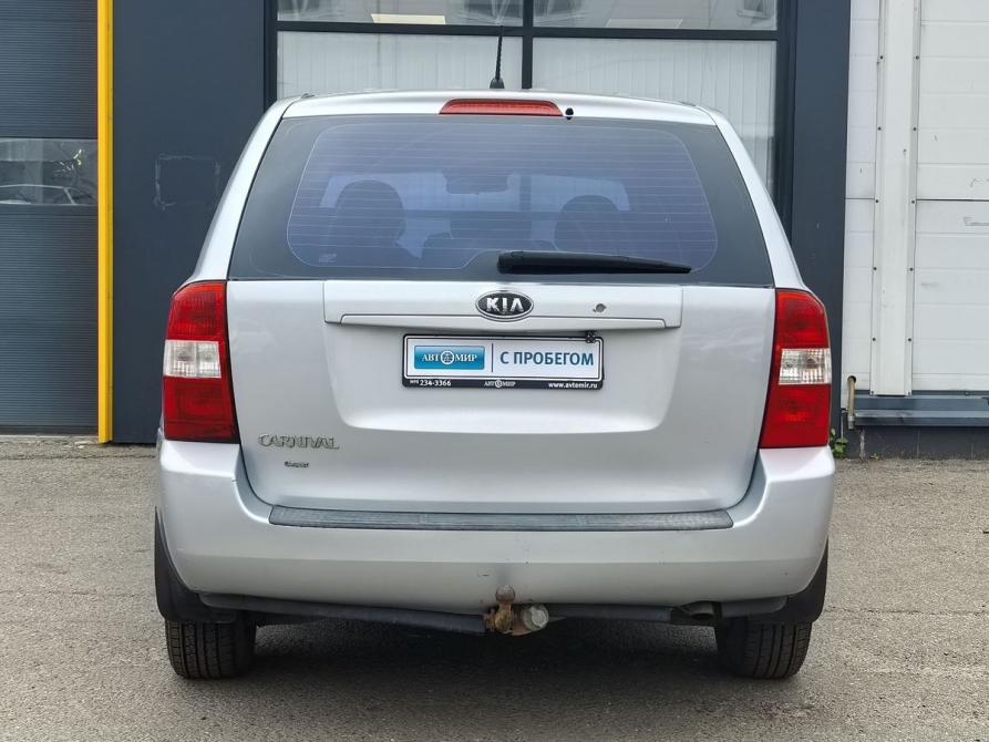 Kia Carnival II Москва  - изображение 6
