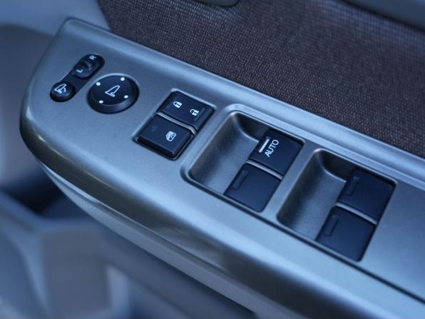 Honda Stepwgn V с пробегом 2016 года, цена 1 660 000 рублей, 133797 км, минивэн, Автокод Объявления
