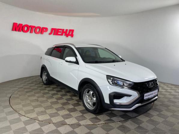 Lada (ВАЗ) Vesta I Рестайлинг (NG) с пробегом 2024 года, цена 1 410 000 рублей, 24033 км, универсал, Автокод Объявления