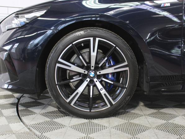 BMW 5 серии VIII (G60/G61/G68) с пробегом 2024 года, цена 7 490 000 рублей, 20000 км, седан, Автокод Объявления