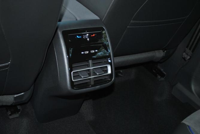 Volkswagen Tiguan III (China Market) с пробегом 2026 года, цена 4 990 000 рублей, 10 км, внедорожник, Автокод Объявления