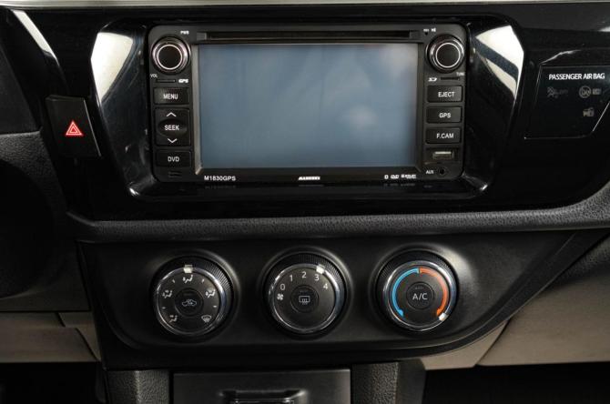 Toyota Corolla XI (E160 E170 E180) с пробегом 2013 года, цена 1 329 000 рублей, 171000 км, седан, Автокод Объявления