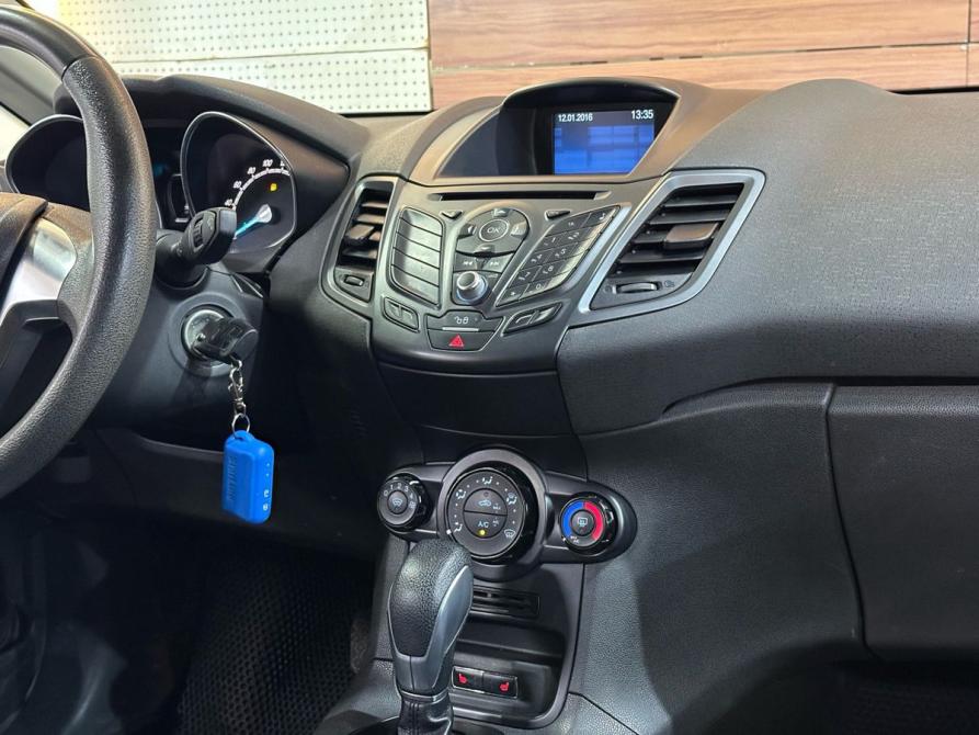 Ford Fiesta Mk6 Рестайлинг Челябинск  - изображение 11