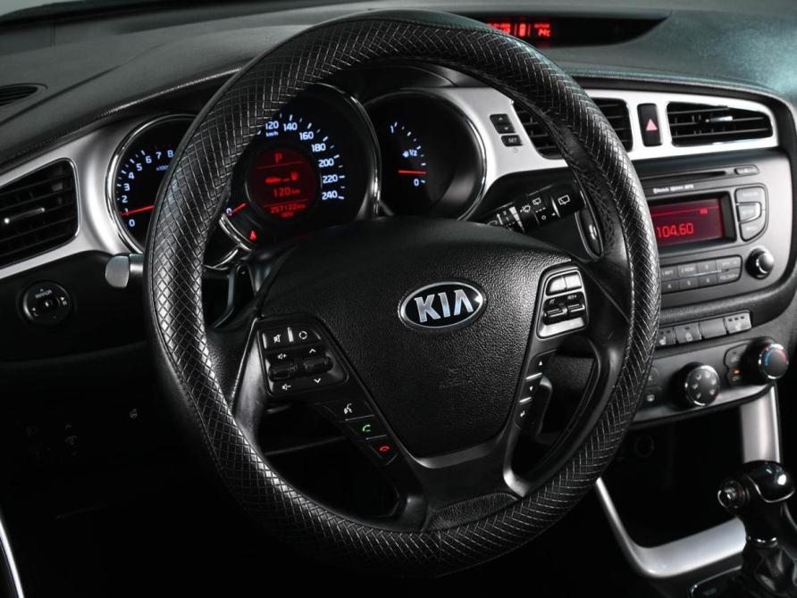 Kia Ceed II Ростов-на-Дону  - изображение 12