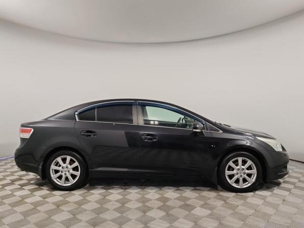 Toyota Avensis III с пробегом 2011 года, цена 1 035 000 рублей, 175542 км, седан, Автокод Объявления