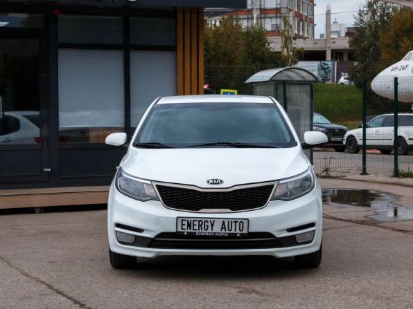 Kia Rio III Рестайлинг с пробегом 2015 года, цена 860 000 рублей, 245111 км, седан, Автокод Объявления