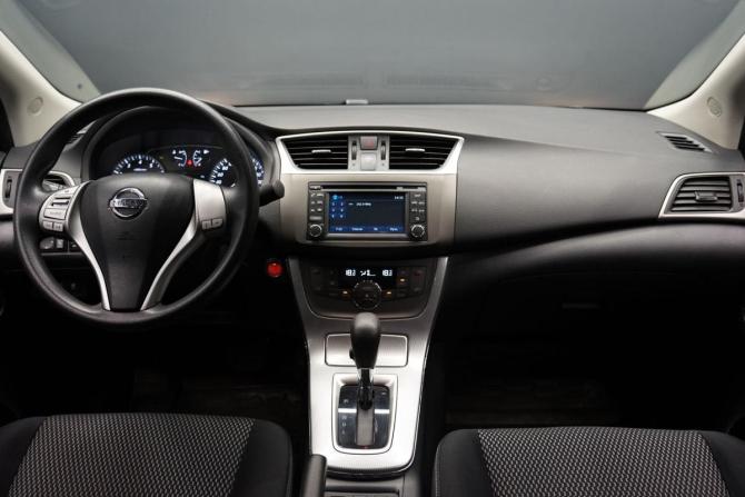Nissan Sentra VII (B17) с пробегом 2015 года, цена 1 340 000 рублей, 64792 км, седан, Автокод Объявления