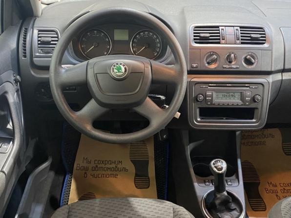 Skoda Fabia II Рестайлинг с пробегом 2010 года, цена 585 000 рублей, 120869 км, хэтчбек, Автокод Объявления