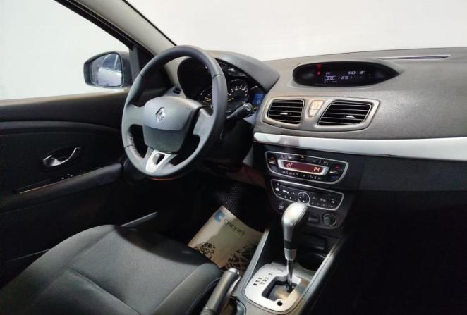 Renault Fluence I с пробегом 2012 года, цена 750 000 рублей, 172376 км, седан, Автокод Объявления