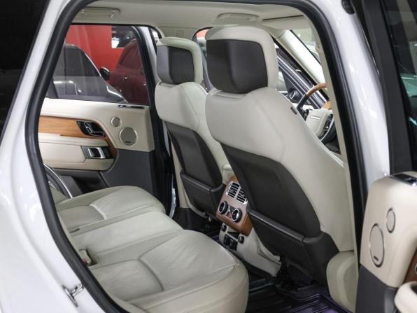 Land Rover Range Rover IV Рестайлинг с пробегом 2019 года, цена 6 770 000 рублей, 106879 км, внедорожник, Автокод Объявления