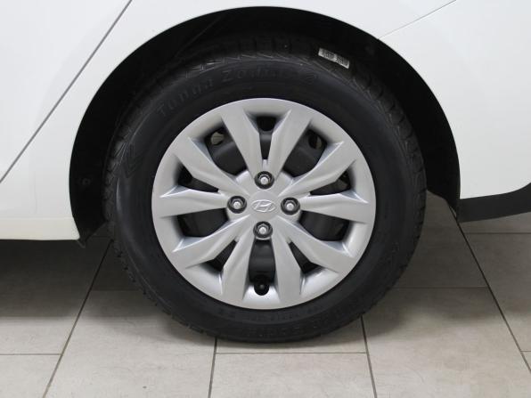 Hyundai Solaris II Рестайлинг с пробегом 2021 года, цена 1 729 900 рублей, 81907 км, седан, Автокод Объявления
