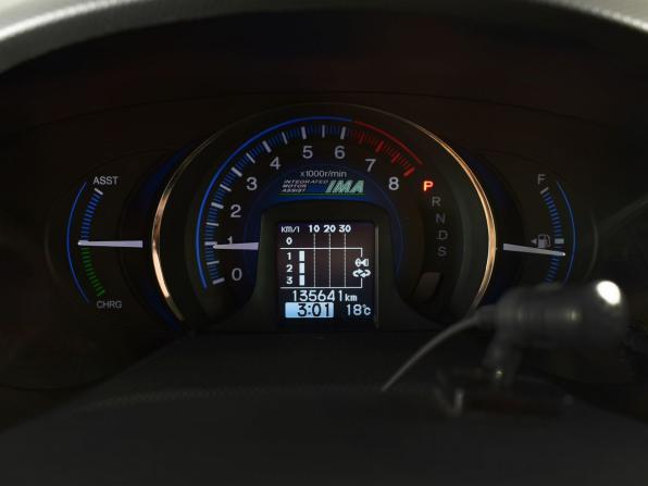 Honda Insight II Рестайлинг с пробегом 2012 года, цена 1 275 995 рублей, 135640 км, хэтчбек, Автокод Объявления