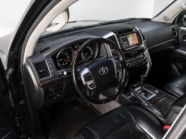Toyota Land Cruiser 200 Series Рестайлинг 1 с пробегом 2012 года, цена 3 459 000 рублей, 312045 км, внедорожник, Автокод Объявления