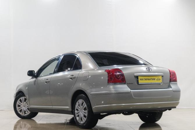 Toyota Avensis II с пробегом 2005 года, цена 559 000 рублей, 288000 км, седан, Автокод Объявления