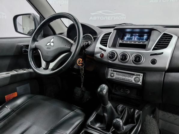 Mitsubishi L200 IV Рестайлинг с пробегом 2013 года, цена 2 050 000 рублей, 189251 км, пикап, Автокод Объявления