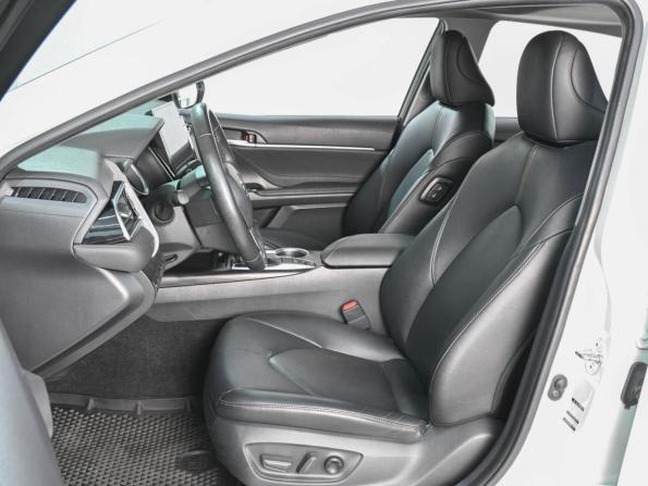 Toyota Camry VIII (XV70) Рестайлинг с пробегом 2022 года, цена 2 769 000 рублей, 27043 км, седан, Автокод Объявления