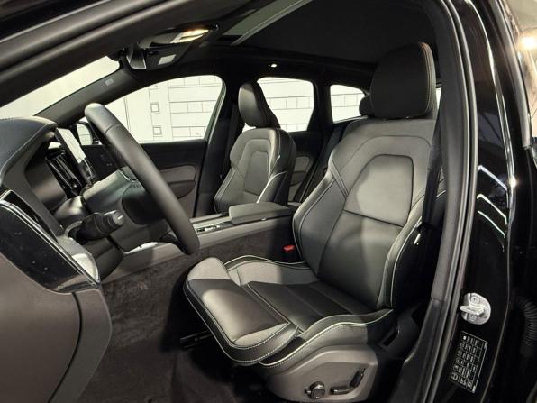 Volvo XC60 II Рестайлинг с пробегом 2025 года, цена 6 500 000 рублей, 20 км, внедорожник, Автокод Объявления