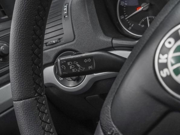 Skoda Octavia II (A5) Рестайлинг с пробегом 2012 года, цена 880 000 рублей, 235088 км, лифтбек, Автокод Объявления