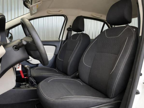 Renault Logan II с пробегом 2017 года, цена 837 000 рублей, 90019 км, седан, Автокод Объявления