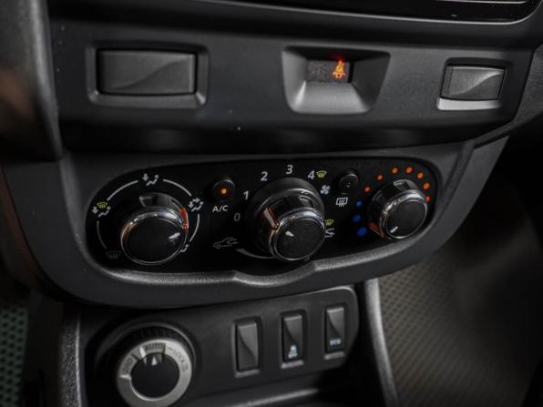Renault Duster I Рестайлинг с пробегом 2016 года, цена 1 349 000 рублей, 129902 км, внедорожник, Автокод Объявления