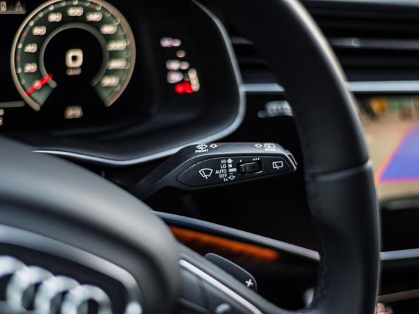 Audi Q8 I (4M) с пробегом 2022 года, цена 6 750 000 рублей, 115834 км, внедорожник, Автокод Объявления