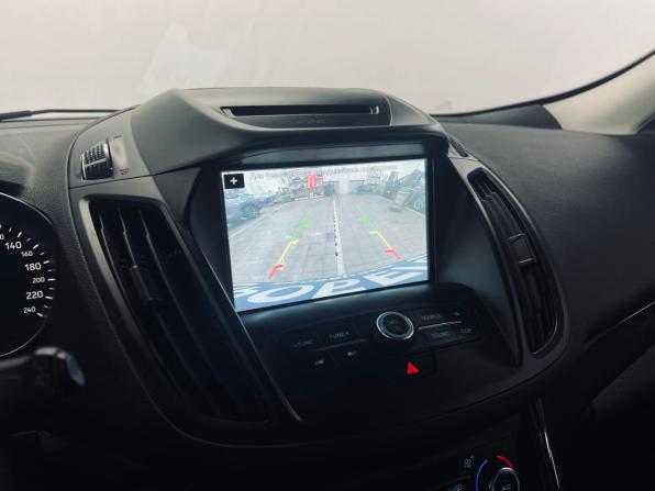 Ford Kuga II Рестайлинг с пробегом 2017 года, цена 1 550 000 рублей, 111000 км, внедорожник, Автокод Объявления