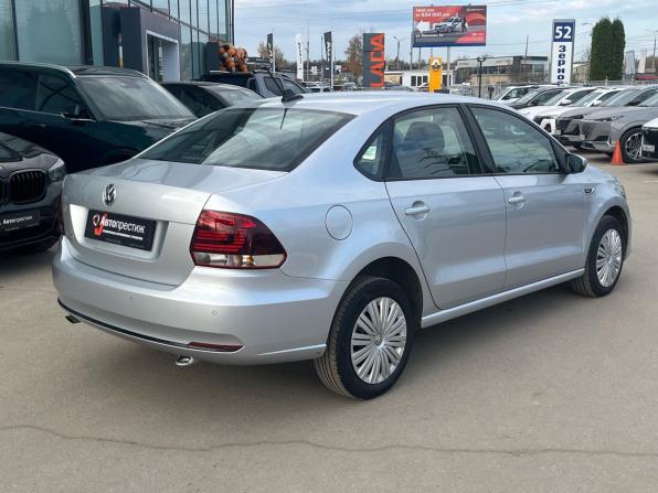 Volkswagen Polo V Рестайлинг с пробегом 2019 года, цена 1 090 000 рублей, 153000 км, седан, Автокод Объявления