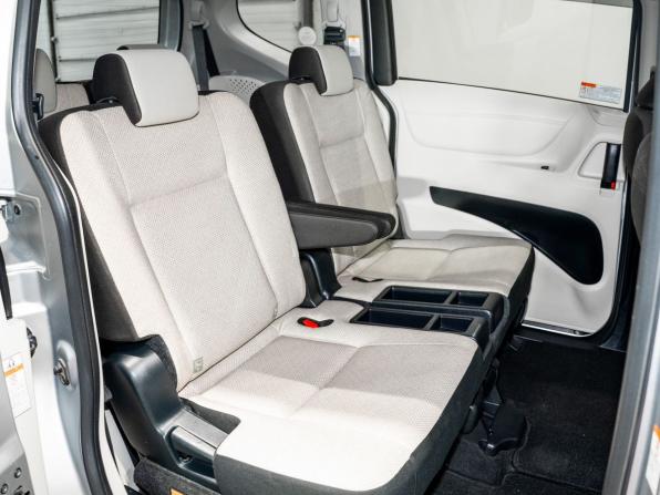 Toyota Sienta II с пробегом 2017 года, цена 1 420 000 рублей, 100019 км, компактвэн, Автокод Объявления