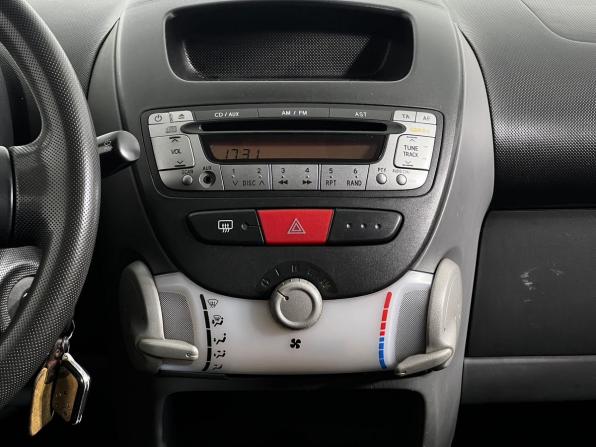 Toyota Aygo I с пробегом 2007 года, цена 450 000 рублей, 259695 км, хэтчбек, Автокод Объявления