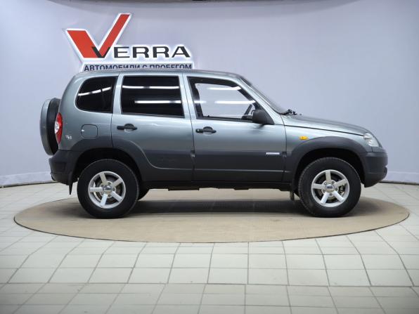 Chevrolet Niva I Рестайлинг с пробегом 2010 года, цена 550 000 рублей, 60532 км, внедорожник, Автокод Объявления