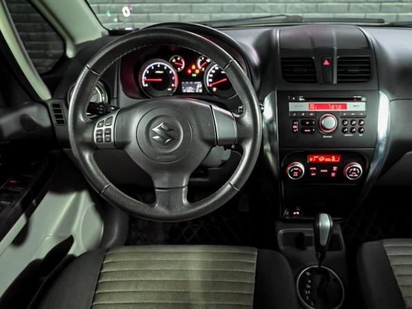 Suzuki SX4 I (Classic) Рестайлинг с пробегом 2013 года, цена 1 000 000 рублей, 121680 км, хэтчбек, Автокод Объявления