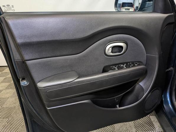 Kia Soul II Рестайлинг с пробегом 2018 года, цена 1 665 000 рублей, 81746 км, хэтчбек, Автокод Объявления