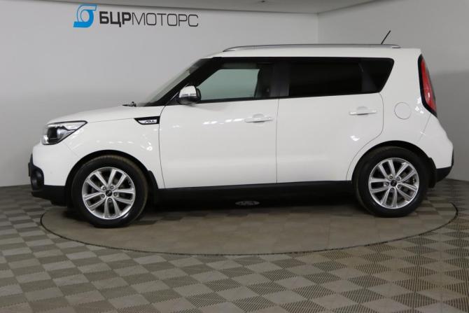 Kia Soul II Рестайлинг с пробегом 2017 года, цена 1 429 990 рублей, 99380 км, хэтчбек, Автокод Объявления